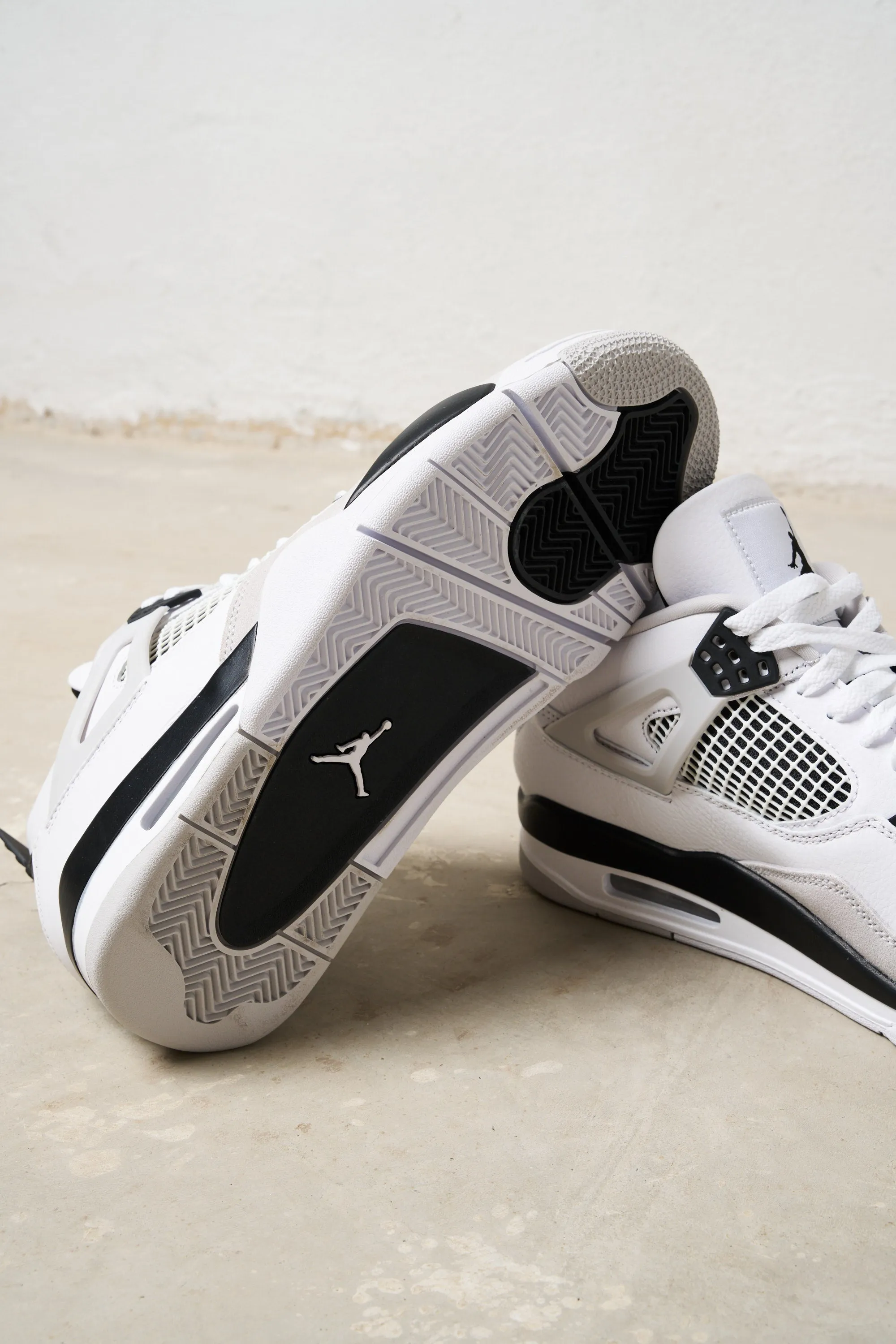Nike 7824 Sneakers Jordan 4 Retro Military Black